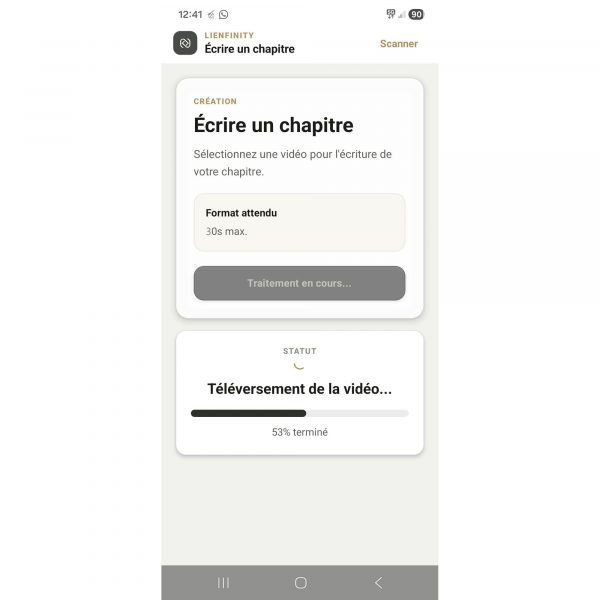 interface-televersement-video-lienfinity Interface de création LIENFINITY affichant la barre de progression du téléversement d'un message vidéo de 30 secondes vers l'objet lienfinity.
