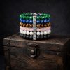 Groupe de 6 bracelets de la collection LIENFINITY. en pierres naturelles : Lapis-Lazuli, Quartz Rose, Malachite, Œil de Tigre, Pierre de Lave et Howlite avec Signature QR code.